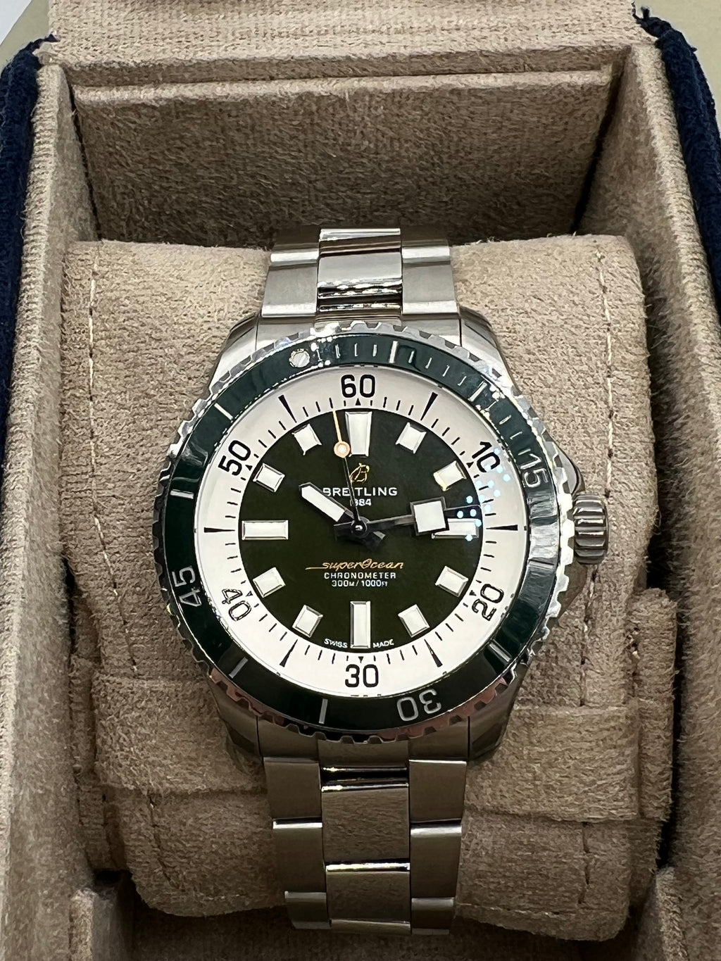 Breitling Superocean 44mm neu