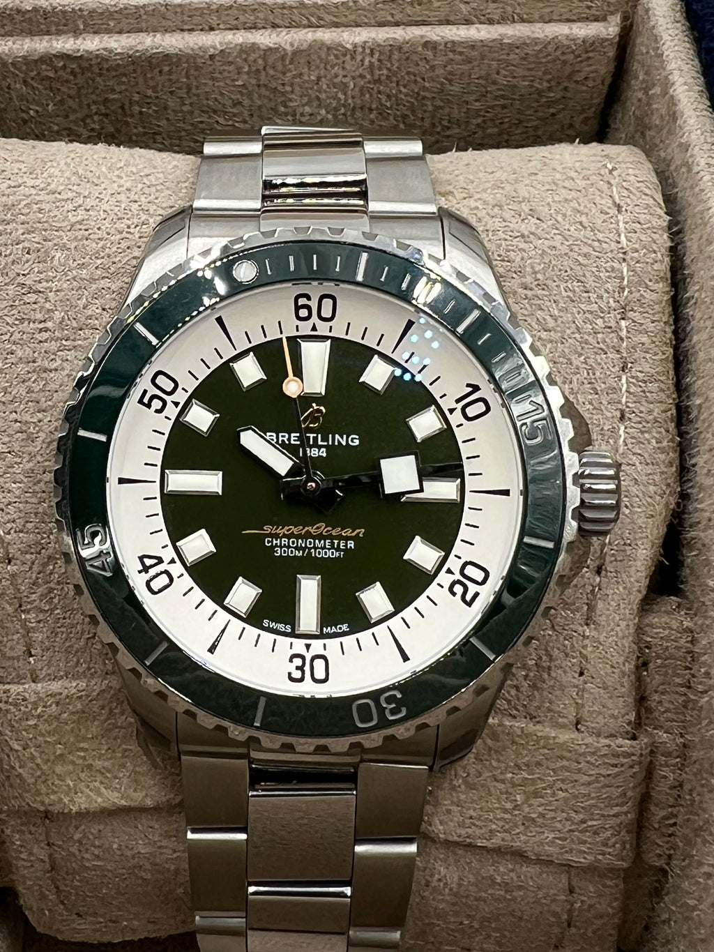 Breitling Superocean 44mm neu