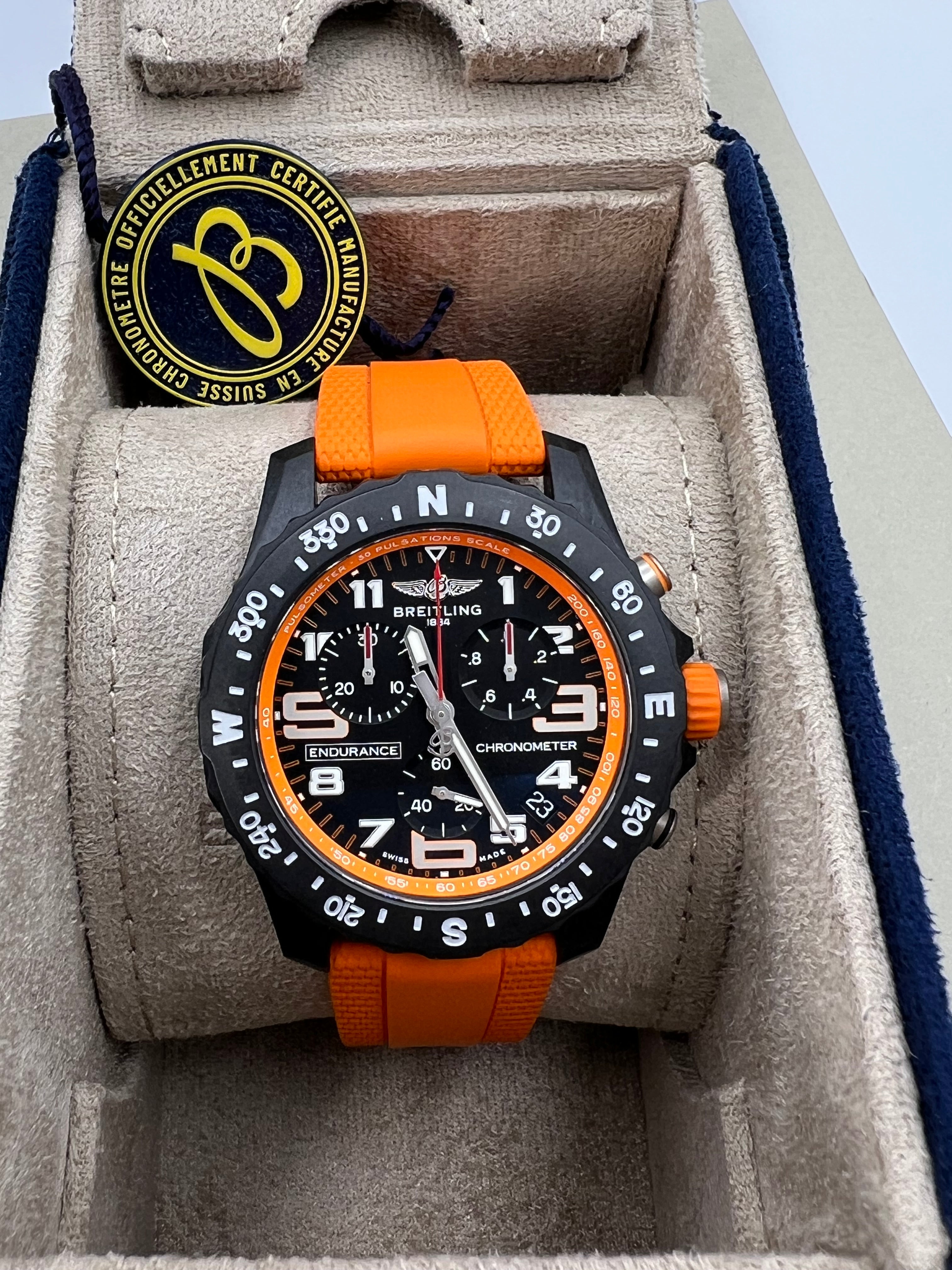 Breitling Endurance Pro 44mm Orange neu mit Mehrwertsteuer
