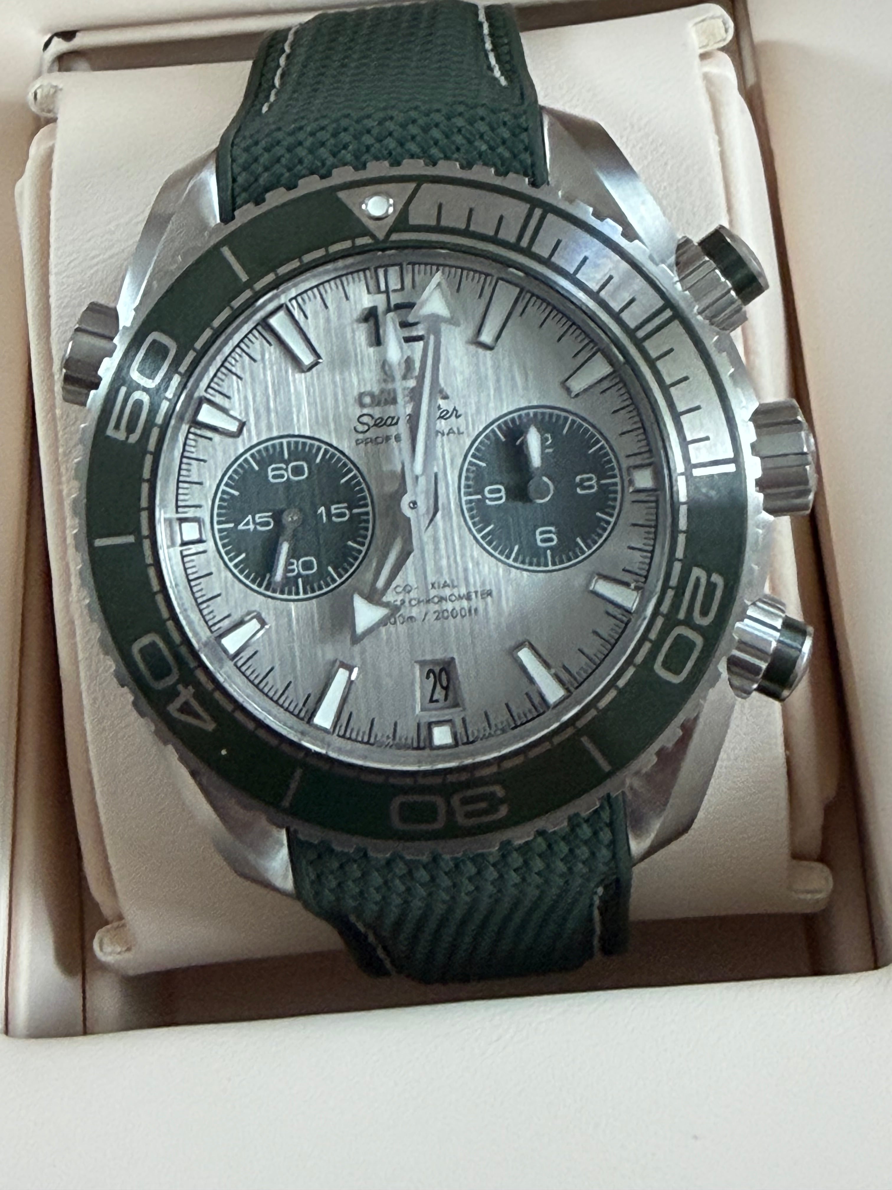 Omega Seamaster Planet Ocean Chronograph ungetragen