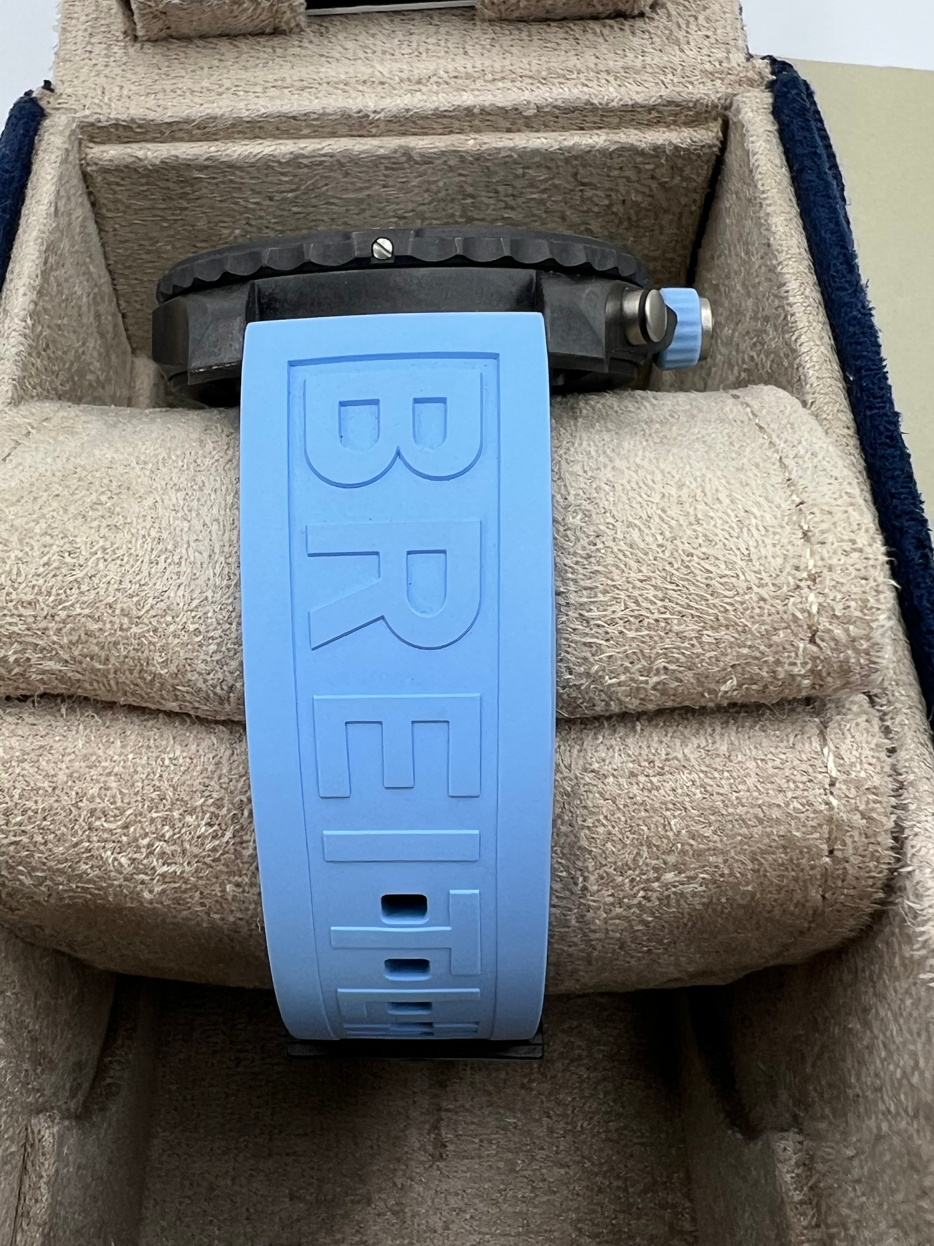 Breitling Endurance 44mm neu mit Mehrwertsteuer