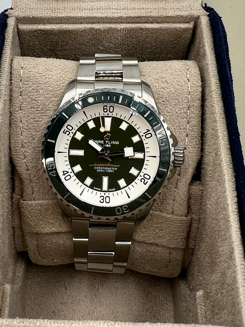 Breitling Superocean 44mm neu