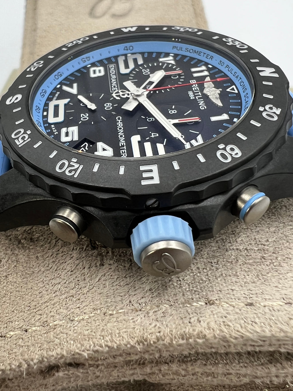 Breitling Endurance 44mm neu mit Mehrwertsteuer