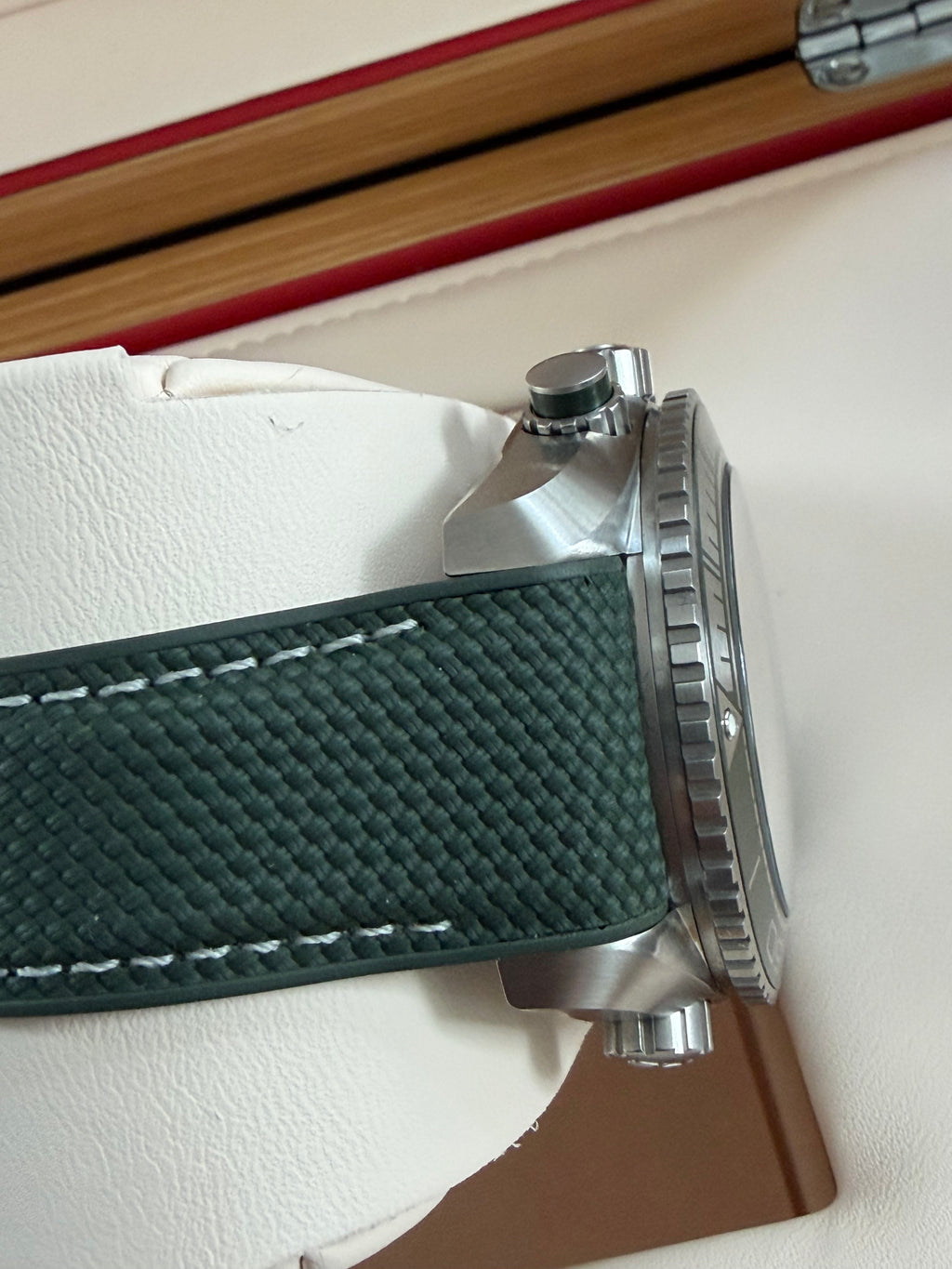 Omega Seamaster Planet Ocean Chronograph ungetragen