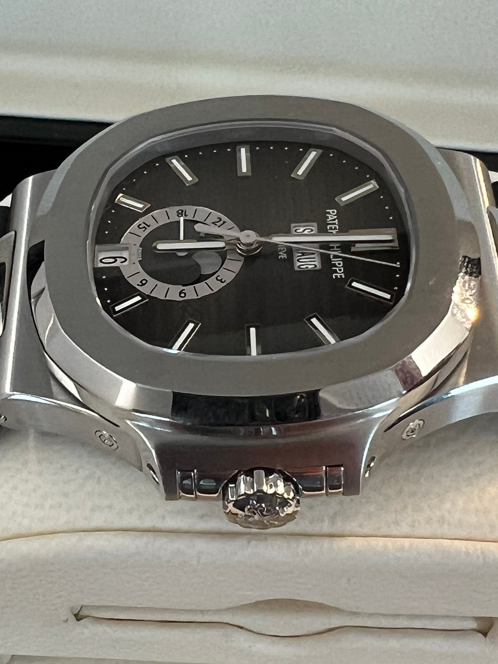 Patek Philippe 5726A-001 ungetragen im Fullset aus 2023 LC100