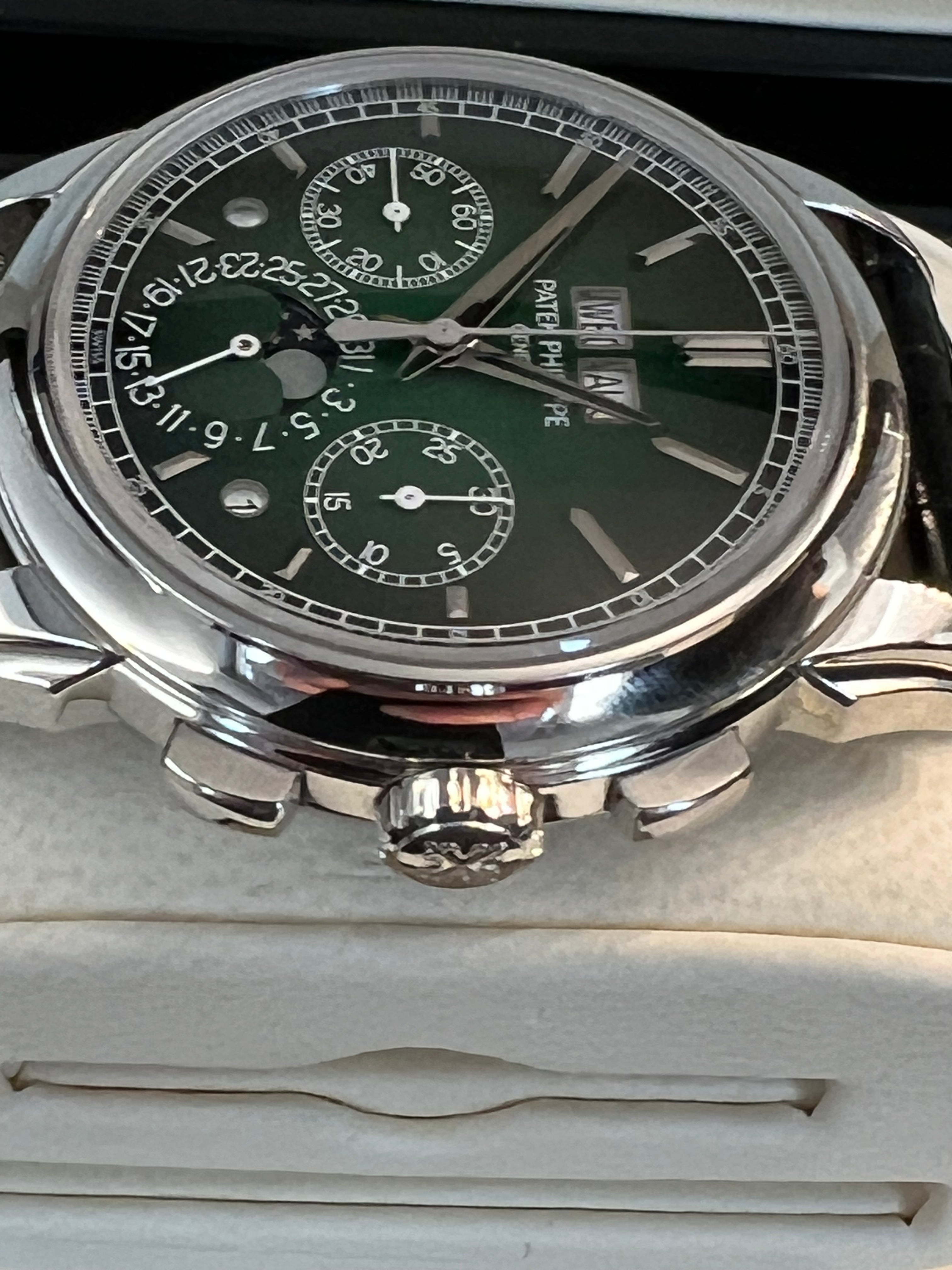 Patek Philippe Perpetual Calender Chronograph Platinum Neu 2022 LC 100